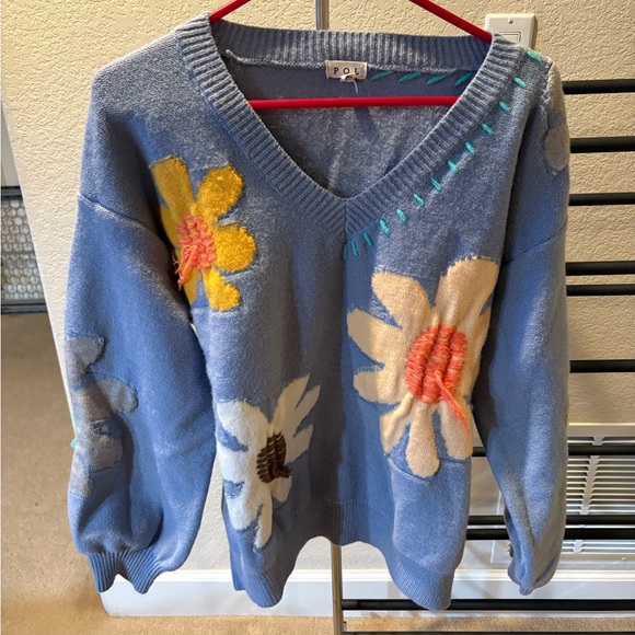 POL Blue Floral V-Neck Sweater - Picture 1 of 4